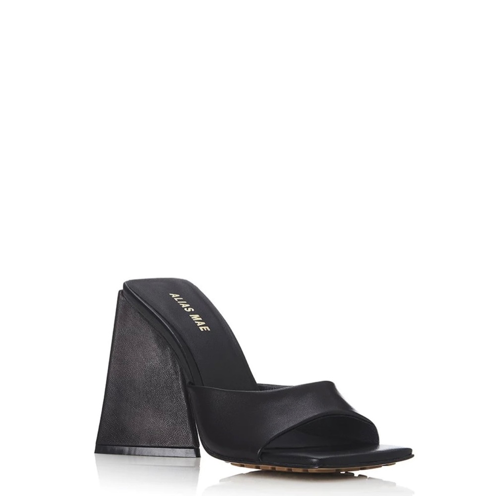Alias Mae Heels